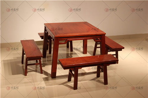 大果紫檀家具 红木小方餐桌