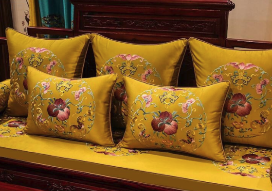 红木沙发坐垫颜色搭配技巧 红木沙发坐垫颜色怎么选