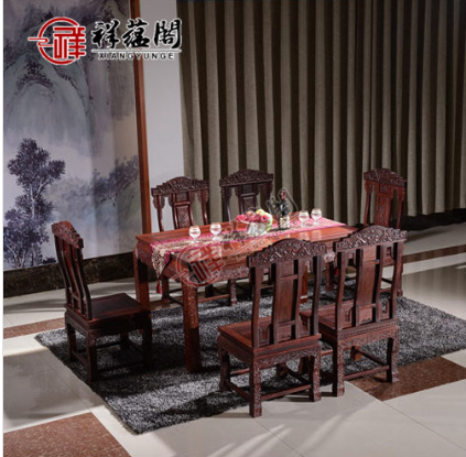 中式实木餐桌价格表